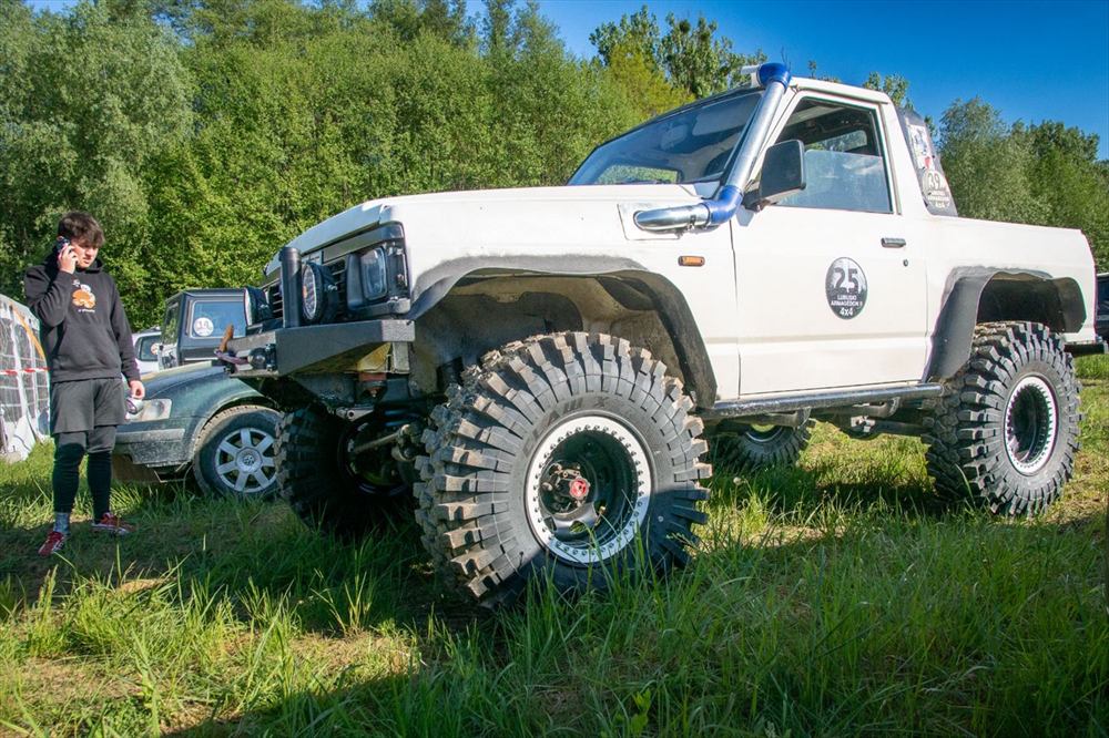 Nissan Patrol w wersji extreme na wielkich oponach